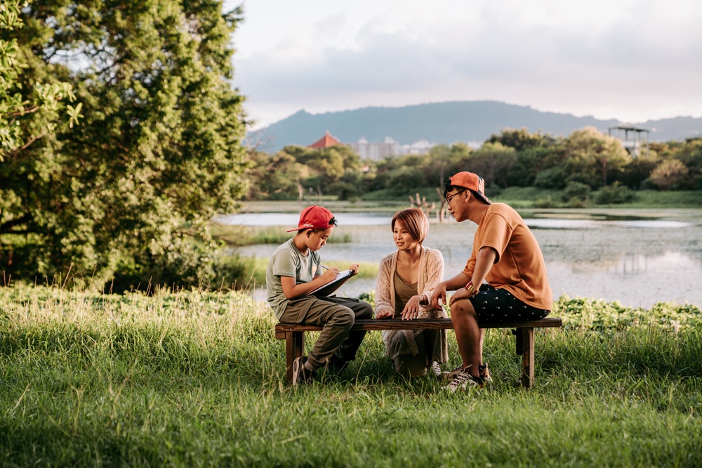 濕地悠遊：濕地裡的療癒旅程，種下守護的心意