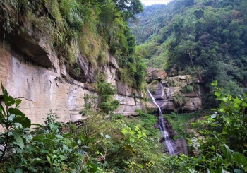 梅山竹坑溪步道，一轉彎又是一個風景