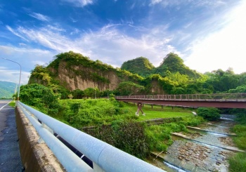 行經溪谷與隧道—每一個步伐都是生態故事