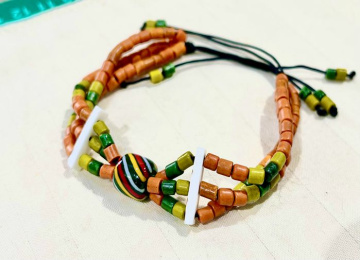 卡塔文化的傳統珠串珠體驗